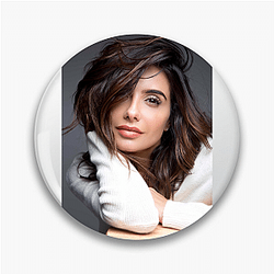 Breakout Actress Mikaela Hoover Pins