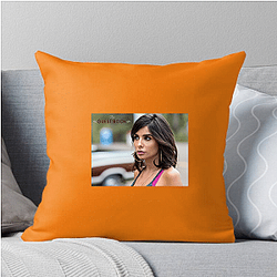 Glamorous Diva Mikaela Hoover Pillows Cover
