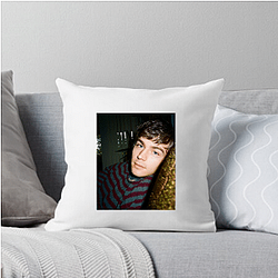 Miles Heizer The King of The Stage Miles Heizer Pillows Cover