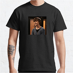 Miles Heizer The World Is A Stage Miles Heizer T-Shirts