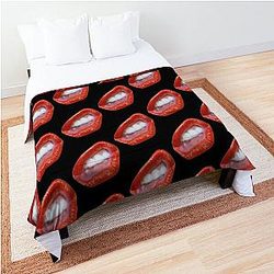 SNARL MILEY CYRUS| Perfect Gift|miley cyrus gift Comforter