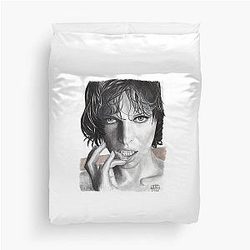 Milla Jovovich - Look Into My Eyes Duvet Cover