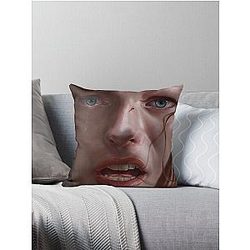 Milla Jovovich Leeloo Throw Pillow