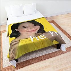 Miranda Cosgrove Comforter