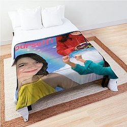 Believe in yourself Miranda Cosgrove iCarly Comforter