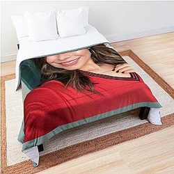 Miranda Cosgrove Anime Comforter