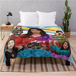 Do not be depressed Icarly Miranda Cosgrove recommends throw blanket