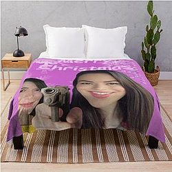 Miranda Cosgrove wishes Merry Christmas throw blanket