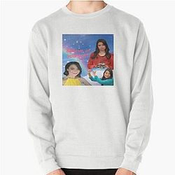 Believe in yourself Miranda Cosgrove iCarly Pullover Sweatshirt