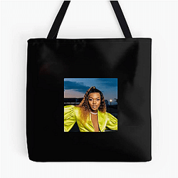 Social Influencer Moghelingz Bags
