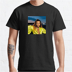 Social Influencer Moghelingz T-Shirts
