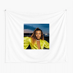 Social Influencer Moghelingz Tapestries