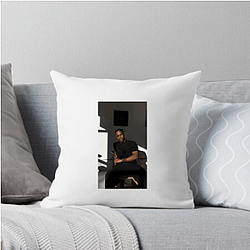 Confident Voice Moghelingz Pillows Cover