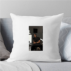 Confident Voice Moghelingz Pillows Cover