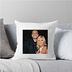 Nadeshot H3CZ's Protégé Look Nadeshot Pillows Cover