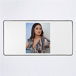 Nargis Fakhri Glamorous Diva Fashion Nargis Fakhri Mouse Pads