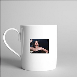 Nargis Fakhri Fashion Icon Aesthetic Nargis Fakhri Mugs