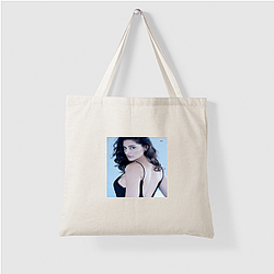 Nargis Fakhri Statement Style Graphic Nargis Fakhri Bags