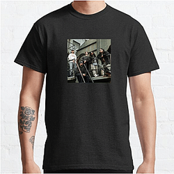 Head First into Noise Narrow Head T-Shirts