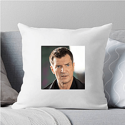 Hollywood Hunk Nathan Fillion Pillows Cover