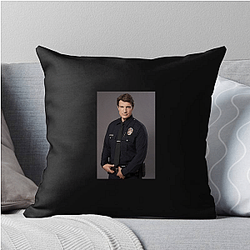 Versatile Actor Nathan Fillion Pillows Cover