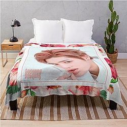 TOUCH NCT 127 Taeyong Throw Blanket
