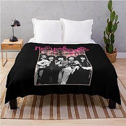 New York Dolls - Pink Graffiti T-Shirt Throw Blanket