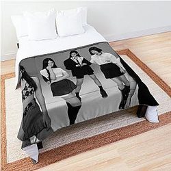 Newjeans black and white cool picture ot5 Comforter