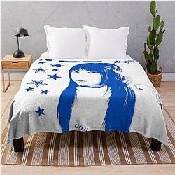 Haerin NewJeans Throw Blanket