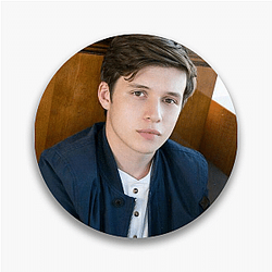 Nick Robinson's breakout film role was in Jurassic World Nick Robinson Pins