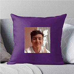Nick Robinson has a versatile acting career Nick Robinson Pillows Cover