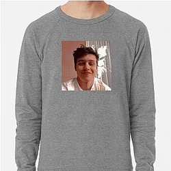Nick Robinson has a versatile acting career Nick Robinson Sweatshirts