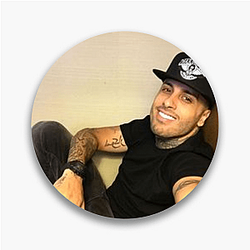 Nicky Jam Du PR au design mondial Nicky Jam Épingles