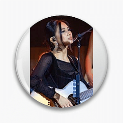 Music Prodigy Niki Pins