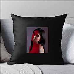 Soulful Singer Niki Pillows Cover