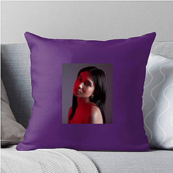 Soulful Singer Niki Pillows Cover