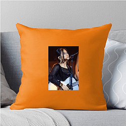 Music Prodigy Niki Pillows Cover