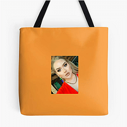 Beauty Influencer Nikkie Tutorials Bags