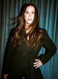 Alanis Morissette Shop Secrets: What Every Singer Fan Misses