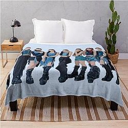 Niziu KPOP Throw Blanket