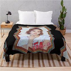 Mako Yamaguchi NiziU Mako Korean Kpop Retro Color Oil Paint Design Throw Blanket