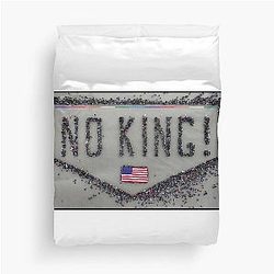 Trump: No Kings Duvet Cover
