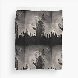 Nosferatu in love  Duvet Cover