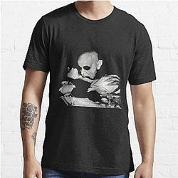 HD Nosferatu - The bite (1921) Essential T-Shirt
