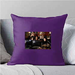 Ocean's 8 was released in 2018 Ocean's 8 Pillows Cover