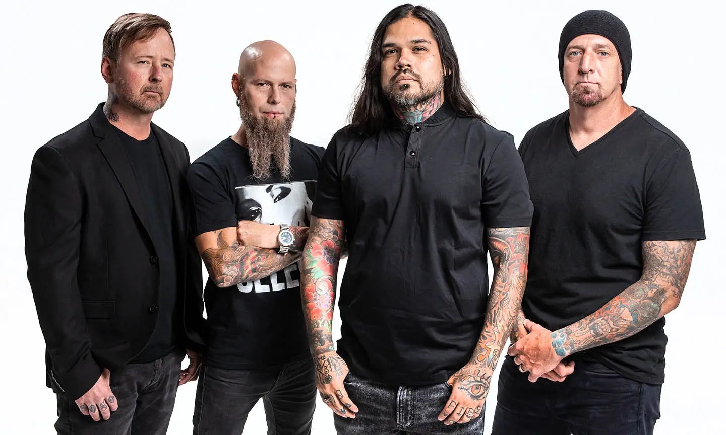 Drowning Pool Merch: Dive into the Ultimate Fan Collection!