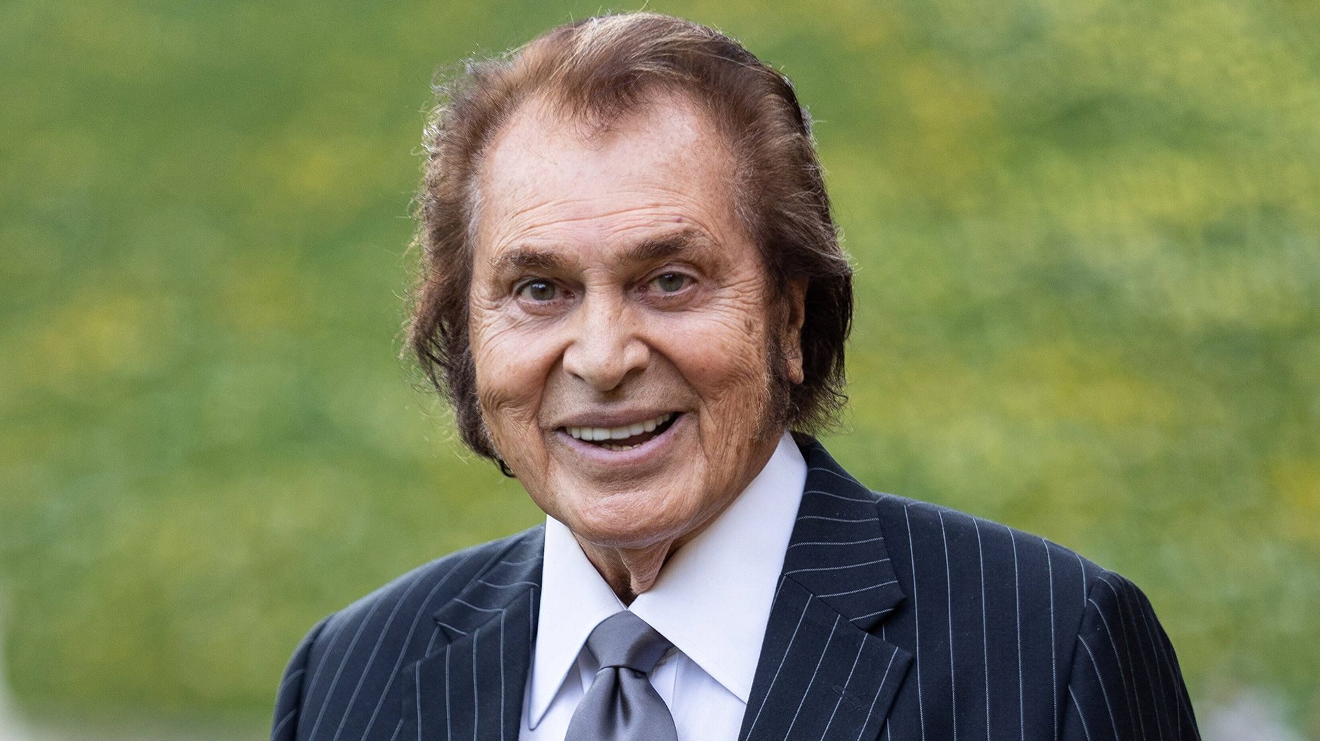 Engelbert Humperdinck Official Merchandise: 5 Must‑Have Items