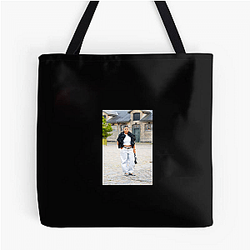 Paloma Elsesser The Best Plus Size Model Paloma Elsesser Bags