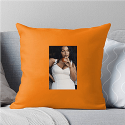 Paloma Elsesser My Favorite Fashion Icon Paloma Elsesser Pillows Cover
