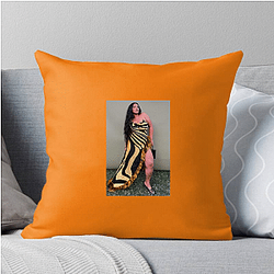 Paloma Elsesser The Body Positivity Queen Paloma Elsesser Pillows Cover